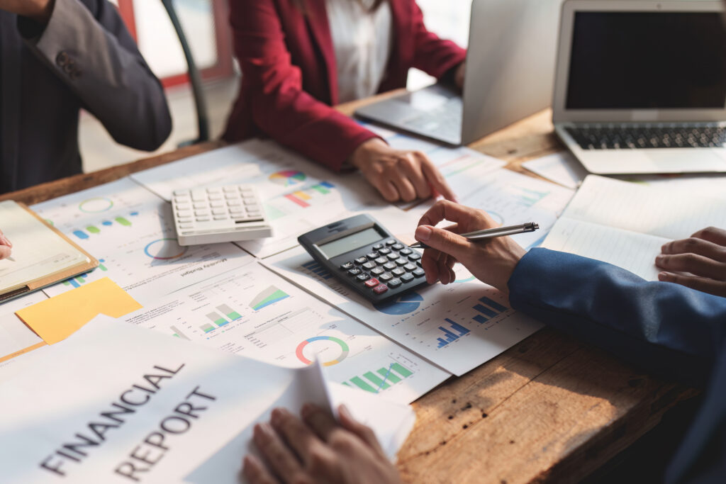 Debt Advisory Warning Signs for Businesses | AbCap